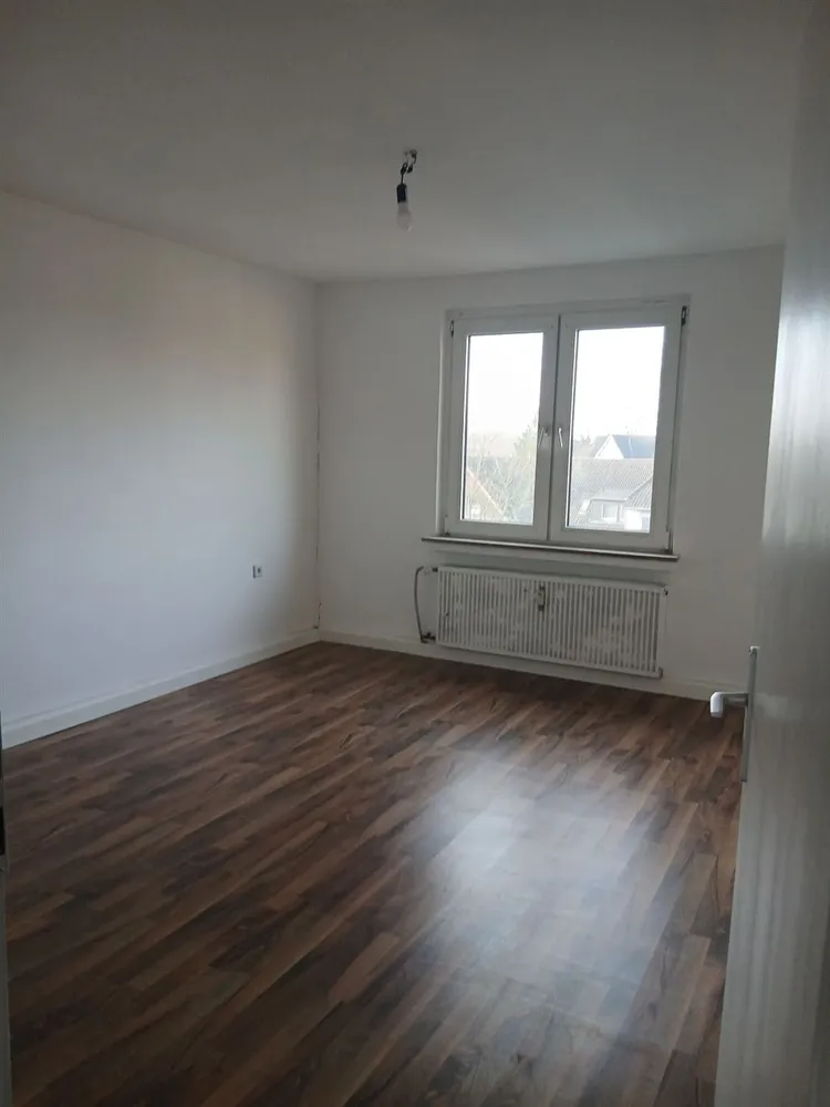 4 Zimmer Wohnung mit 109 m² in Oberhausen – Bild 2