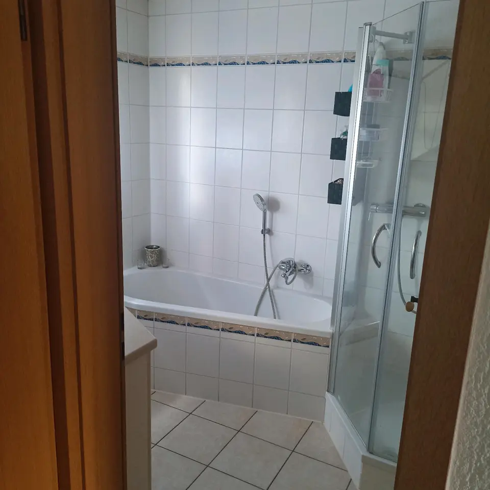 4 Zimmer Haus mit 136 m² in Weingarten – Bild 1