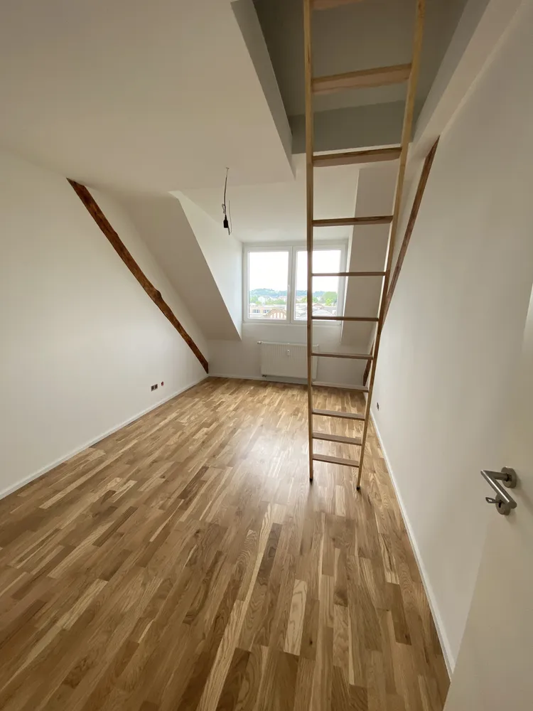 7 Zimmer Wohnung mit 123 m² in Aachen – Bild 9