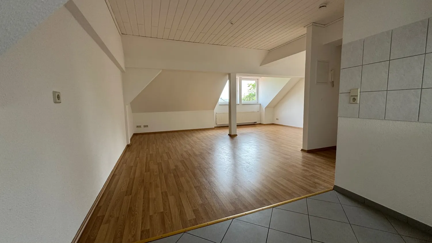 1 Zimmer Wohnung mit 41 m² in Dessau-Roßlau – Bild 1