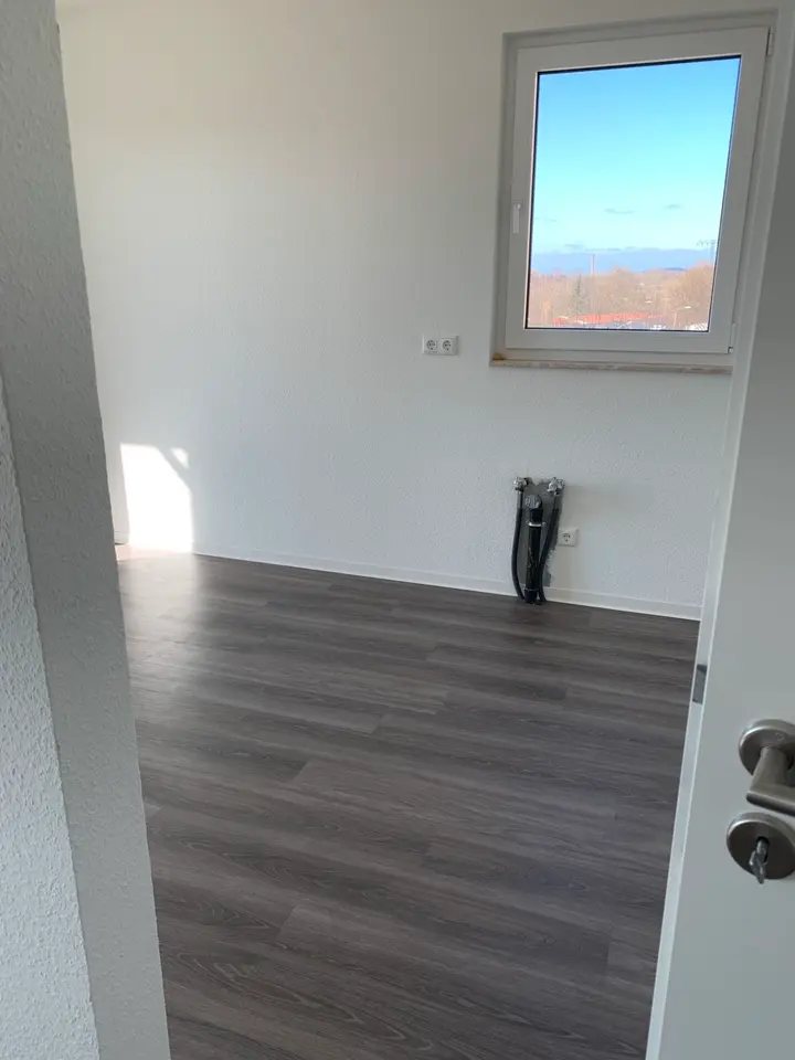 3 Zimmer Wohnung mit 75 m² in Neubrandenburg – Bild 2