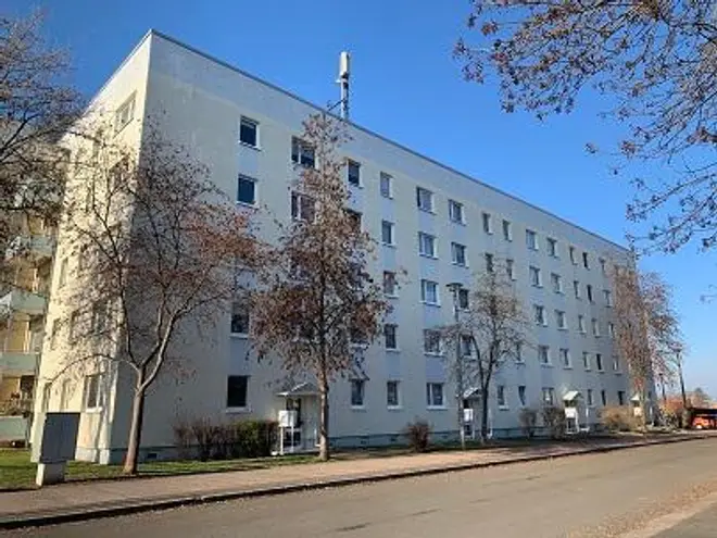 5 Zimmer Wohnung mit 74 m² in Erfurt – Bild 1