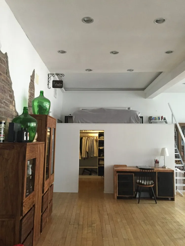 2 Zimmer Wohnung mit 145 m² in Karlsruhe – Bild 1