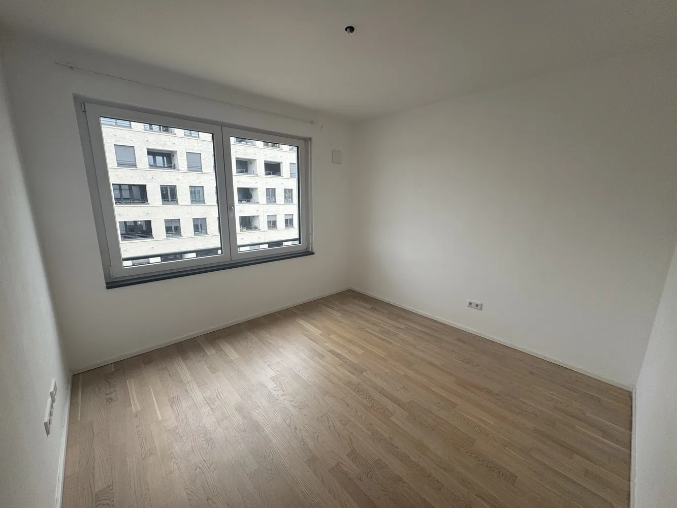 4 Zimmer Wohnung mit 107 m² in Regensburg – Bild 9