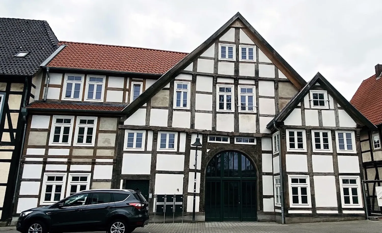 2 Zimmer Wohnung mit 76 m² in Paderborn – Bild 1