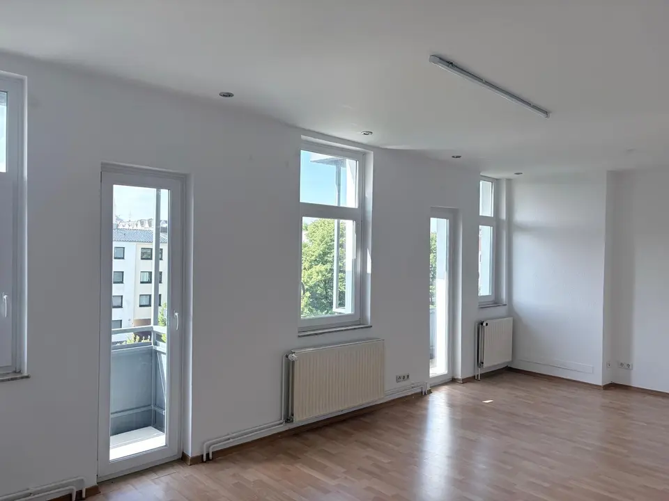 2 Zimmer Wohnung mit 74 m² in Bremerhaven – Bild 1