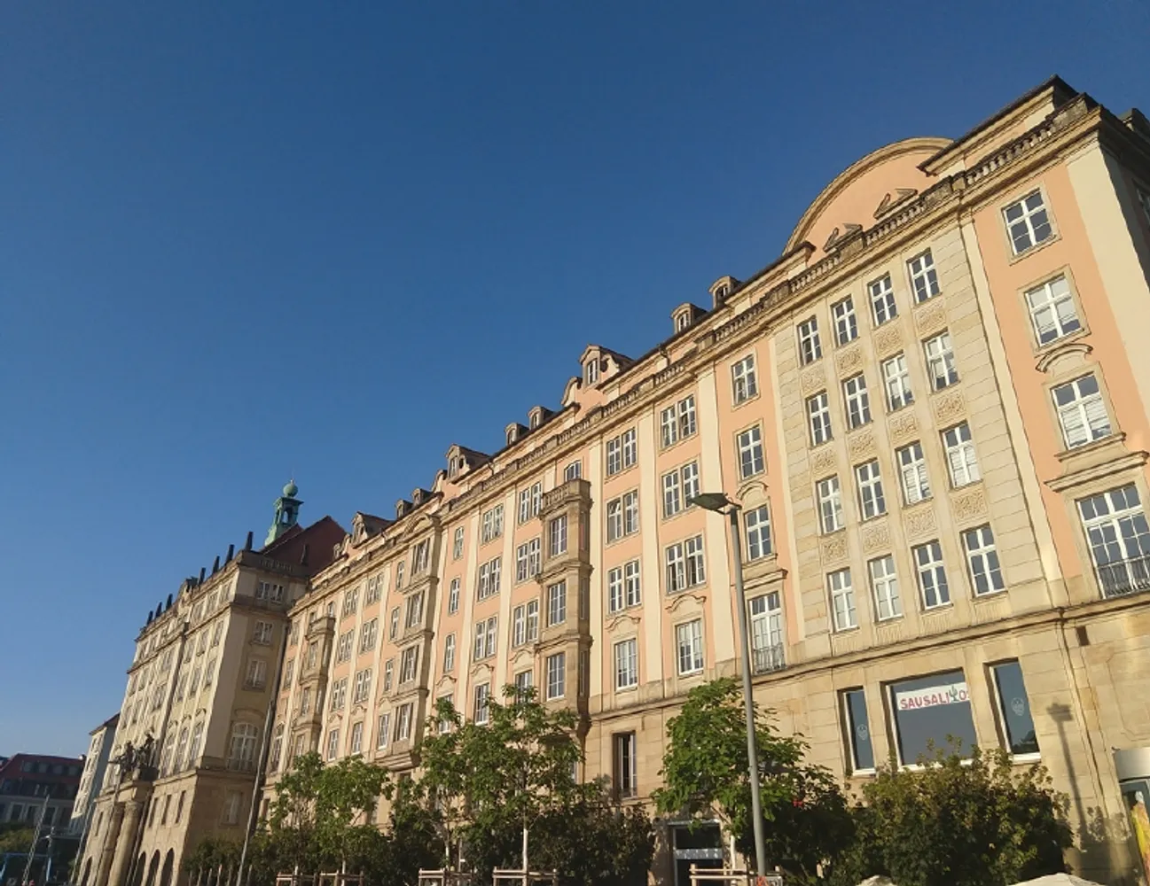 2 Zimmer Wohnung mit 90 m² in Dresden – Bild 11