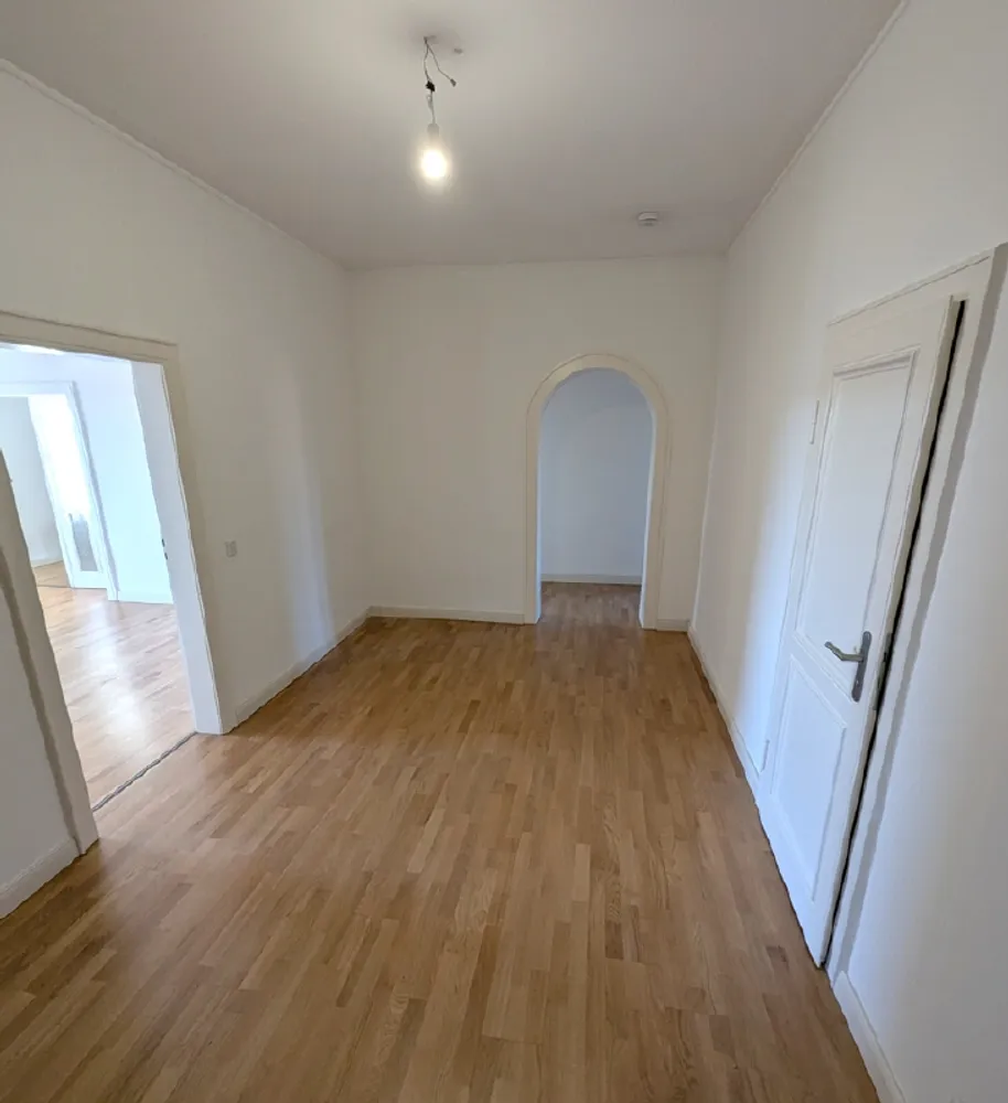 2 Zimmer Wohnung mit 90 m² in Dresden – Bild 3