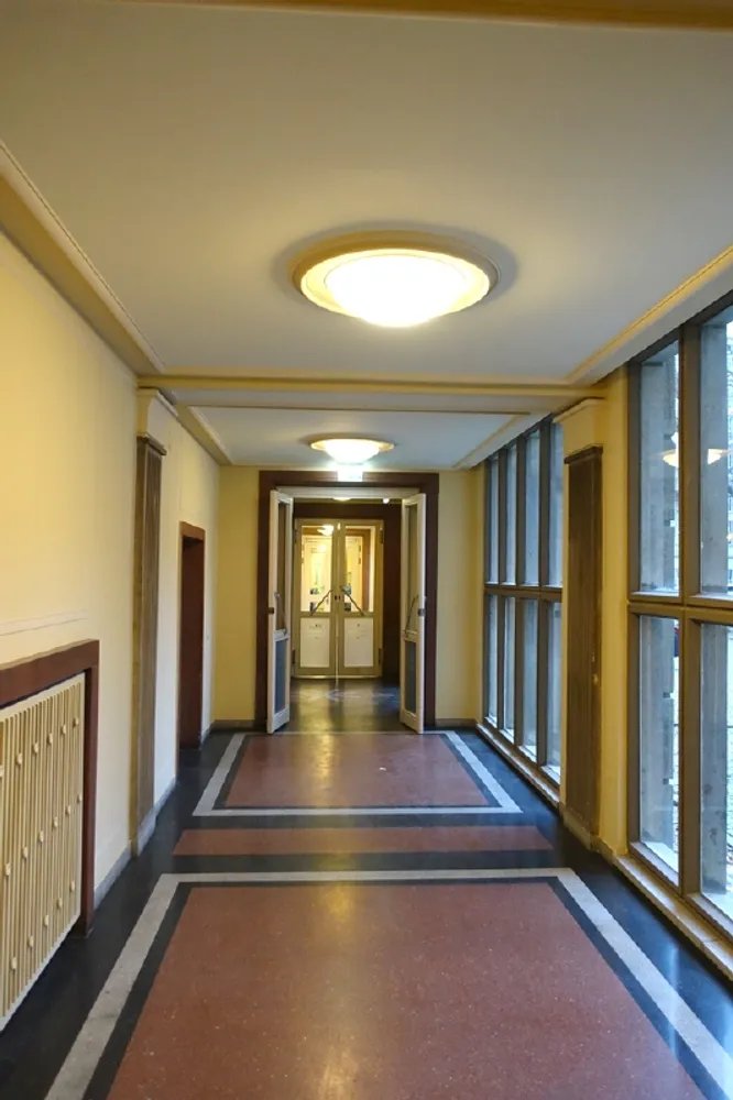 2 Zimmer Wohnung mit 90 m² in Dresden – Bild 10