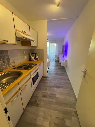 1 Zimmer Wohnung mit 34 m² in Köln – Bild 12