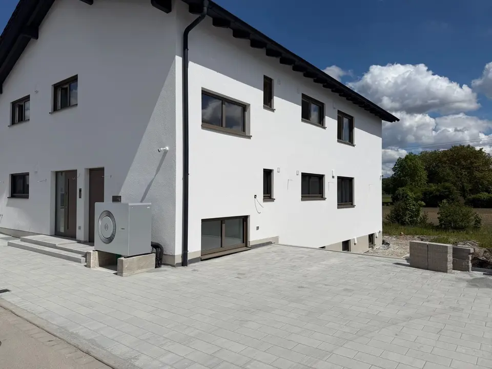4 Zimmer Wohnung mit 134 m² in Landshut – Bild 2
