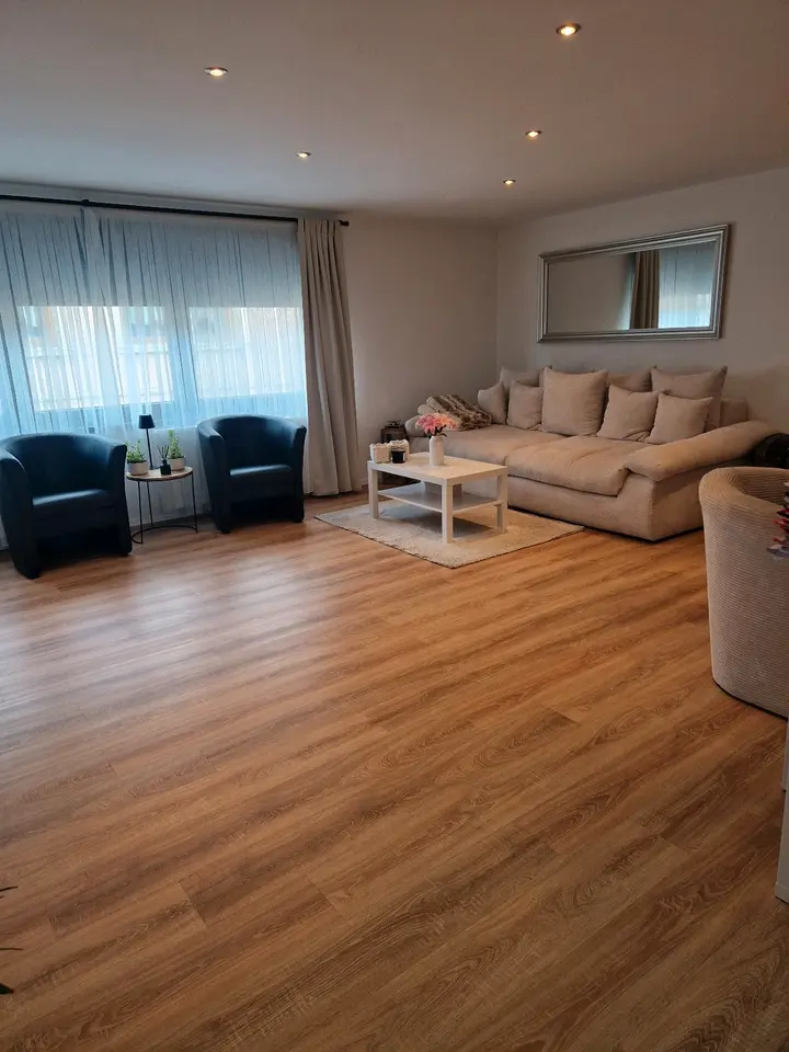 3 Zimmer Wohnung mit 95 m² in Helmstedt – Bild 2