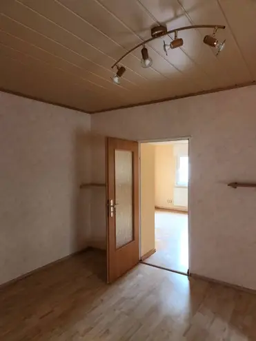 9 Zimmer Haus mit 241 m² in Saarbrücken – Bild 6