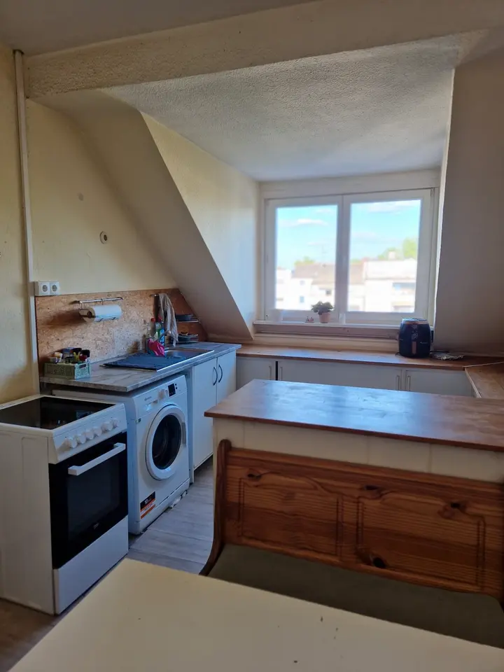 WG-Zimmer mit 110 m² in Ludwigshafen – Bild 2