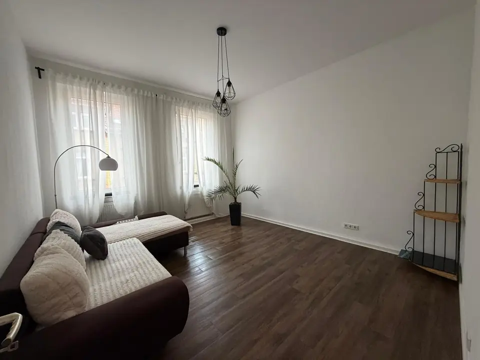 2 Zimmer Wohnung mit 70 m² in Worms – Bild 1
