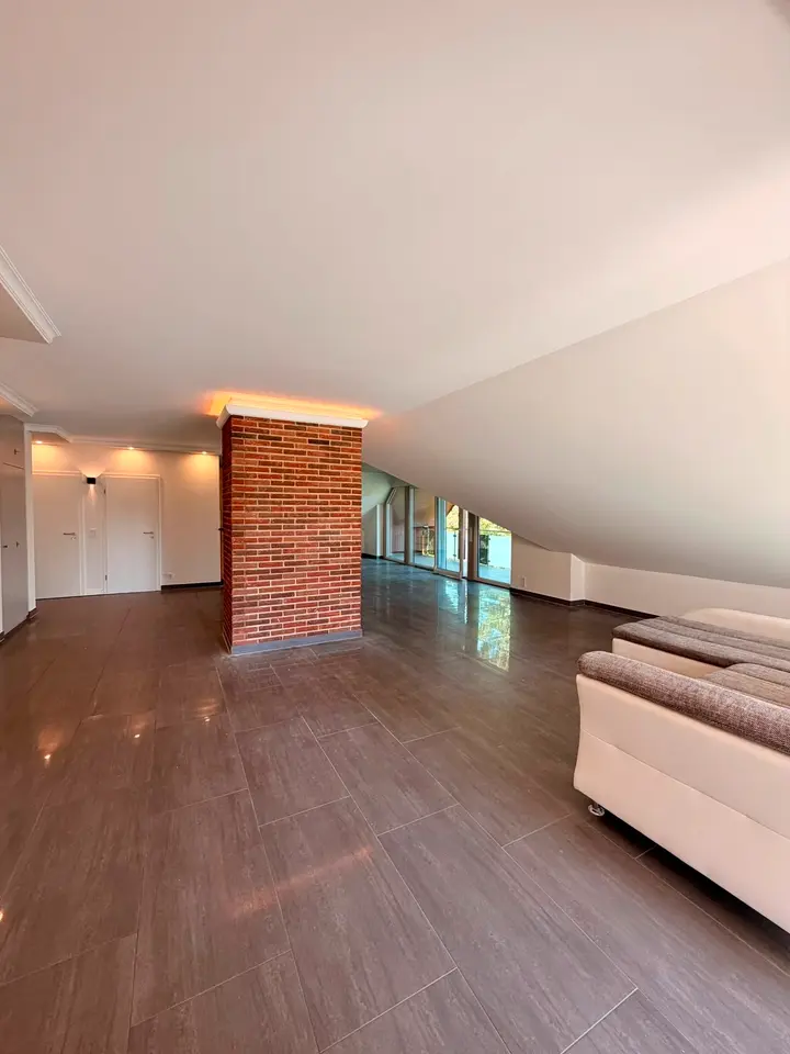 5 Zimmer Wohnung mit 150 m² in Gießen – Bild 1