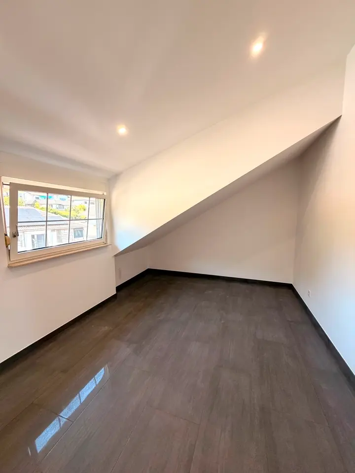 5 Zimmer Wohnung mit 150 m² in Gießen – Bild 2