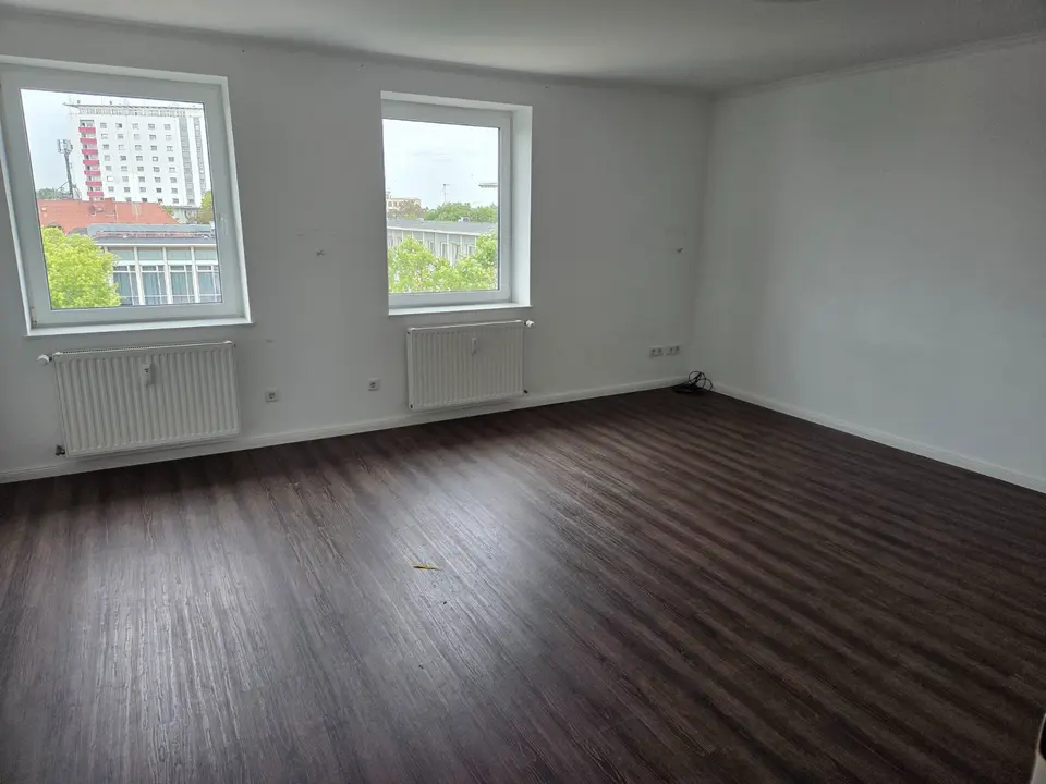 4 Zimmer Wohnung mit 85 m² in Bremerhaven – Bild 2