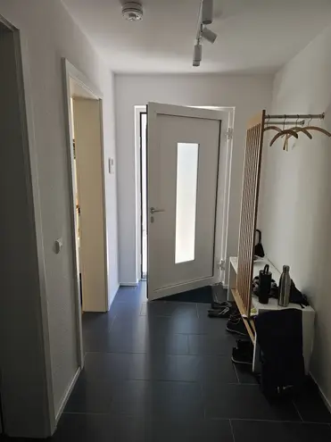 2 Zimmer Wohnung mit 73 m² in Karlsruhe – Bild 2