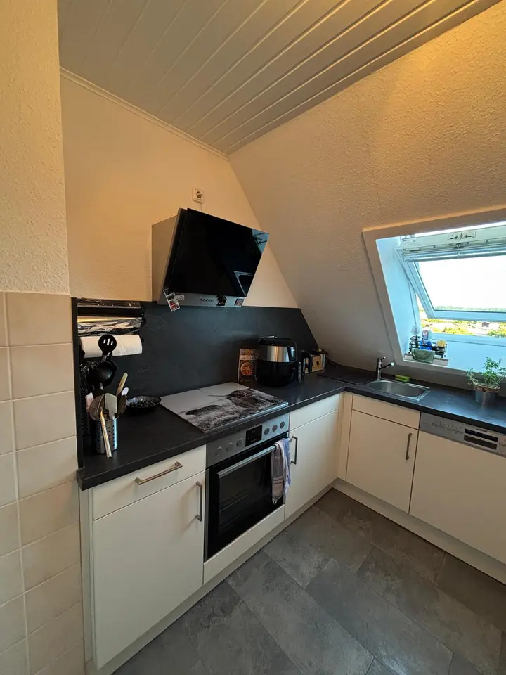 2 Zimmer Wohnung mit 70 m² in Neumünster – Bild 1