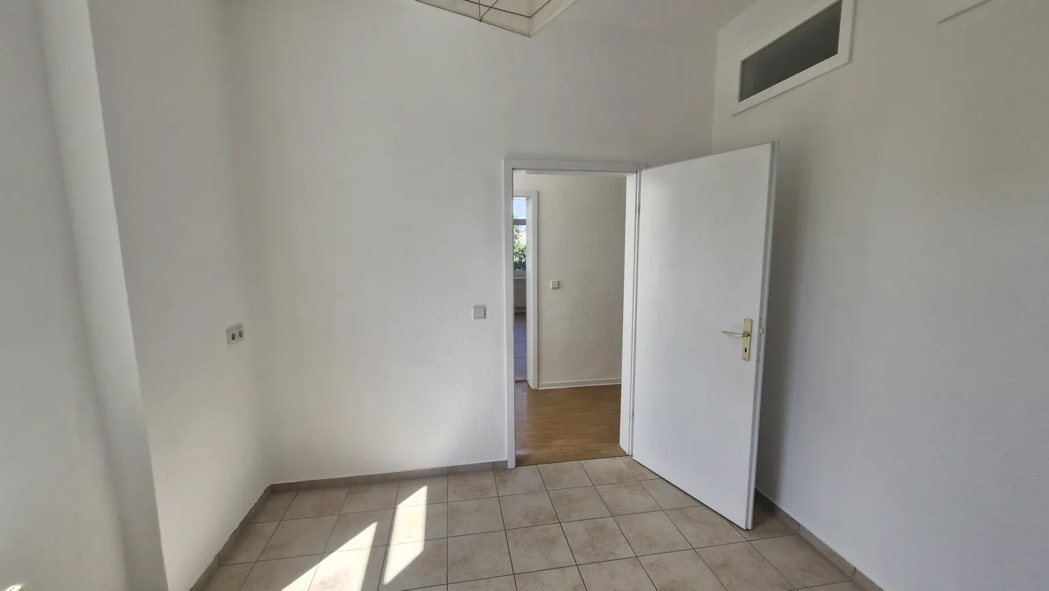 3 Zimmer Wohnung mit 80 m² in Magdeburg – Bild 8