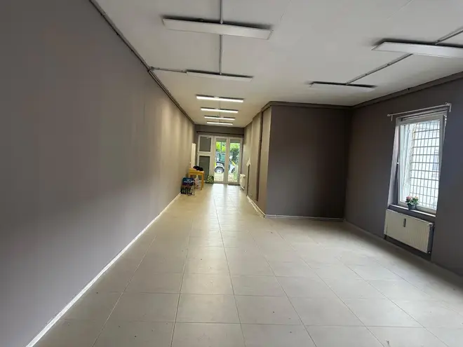 2 Zimmer Wohnung mit 100 m² in Düsseldorf – Bild 1
