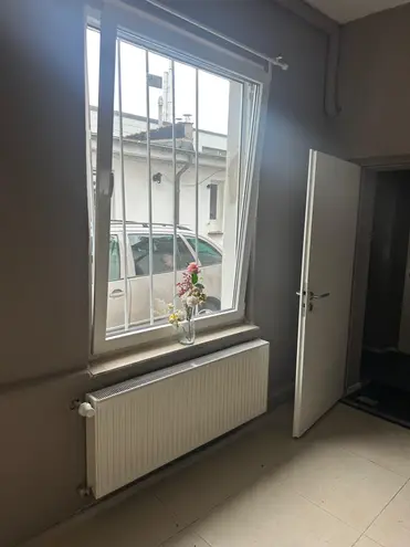 2 Zimmer Wohnung mit 100 m² in Düsseldorf – Bild 5