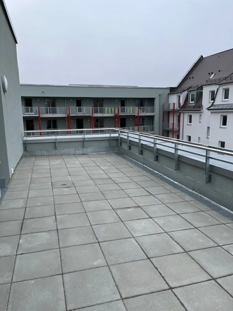 2 Zimmer Wohnung mit 81 m² in Augsburg – Bild 11