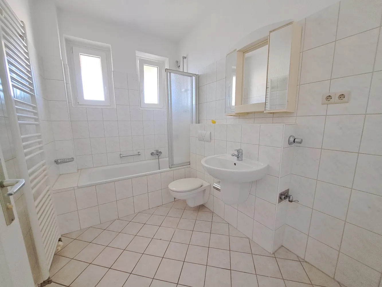 2 Zimmer Wohnung mit 79 m² in Bremerhaven – Bild 5