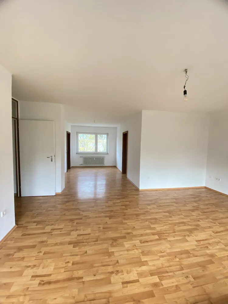 4 Zimmer Wohnung mit 94 m² in Bonn – Bild 3