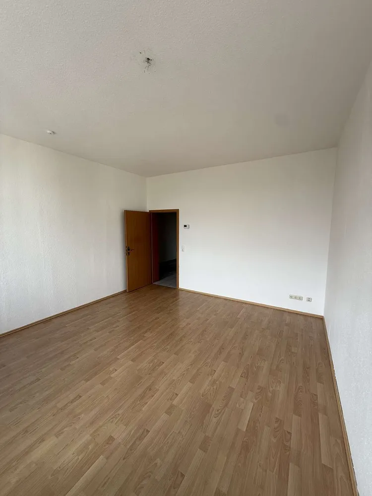 3 Zimmer Wohnung mit 72 m² in Plauen – Bild 10