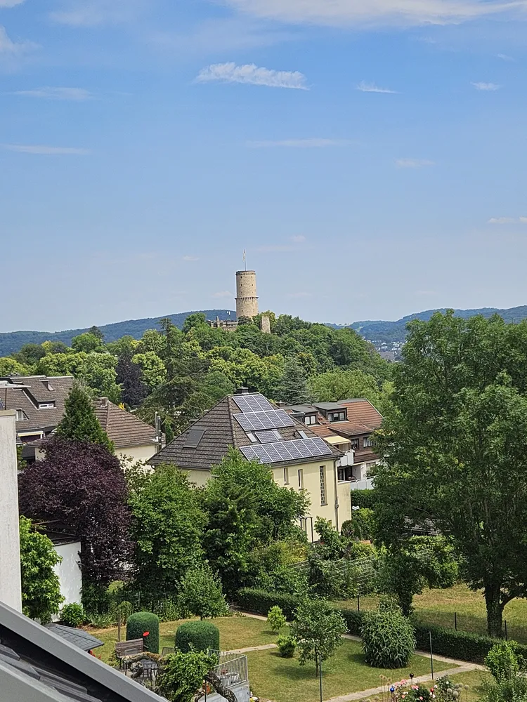 5 Zimmer Wohnung mit 138 m² in Bonn – Bild 2