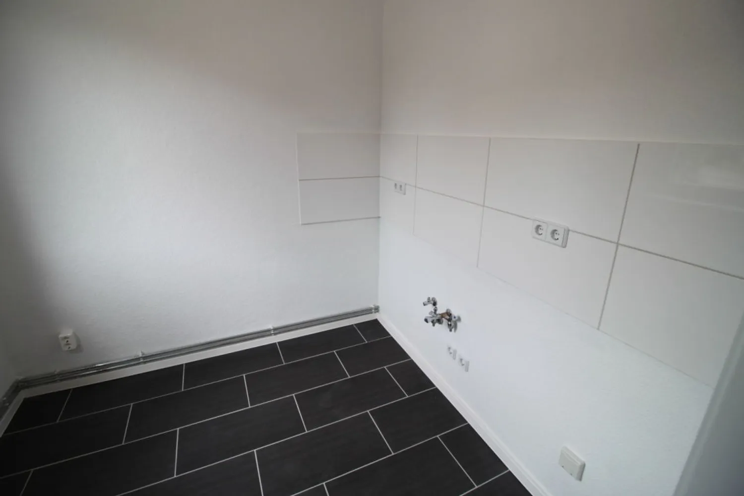 2 Zimmer Wohnung mit 49 m² in Dessau-Roßlau – Bild 4