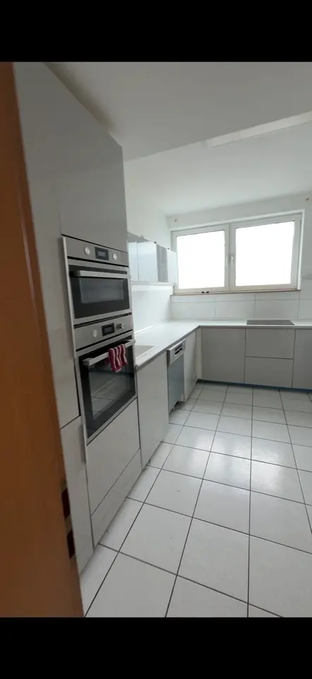 5 Zimmer Wohnung mit 148 m² in Brühl – Bild 3