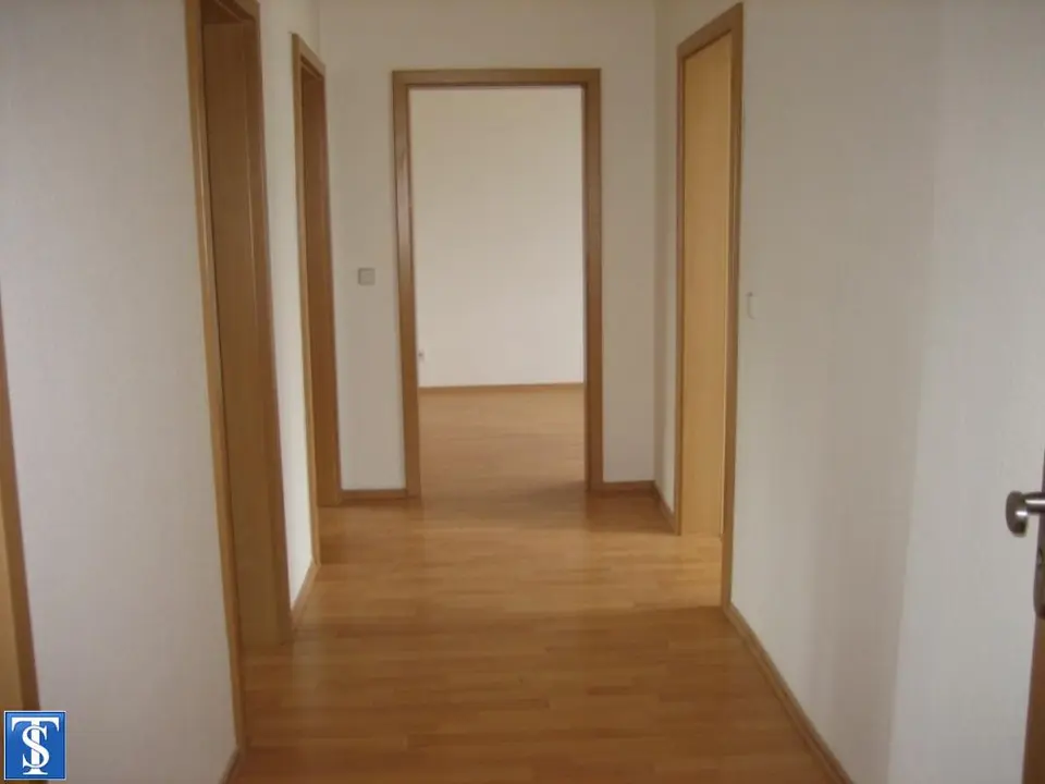 3 Zimmer Wohnung mit 83 m² in Plauen – Bild 3