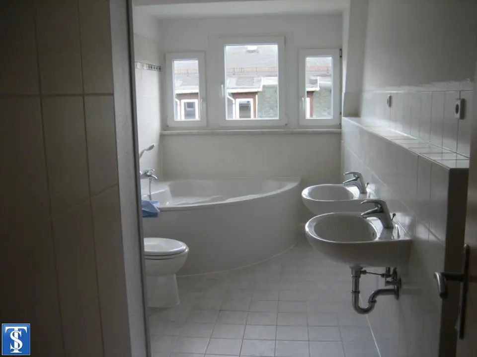 3 Zimmer Wohnung mit 83 m² in Plauen – Bild 4