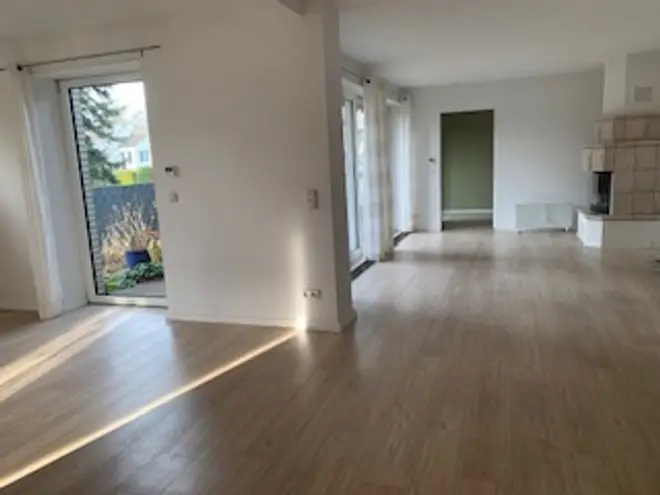 5 Zimmer Haus mit 160 m² in Hannover – Bild 1
