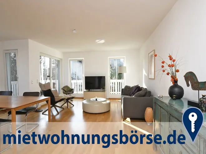 4 Zimmer Wohnung mit 110 m² in München – Bild 1