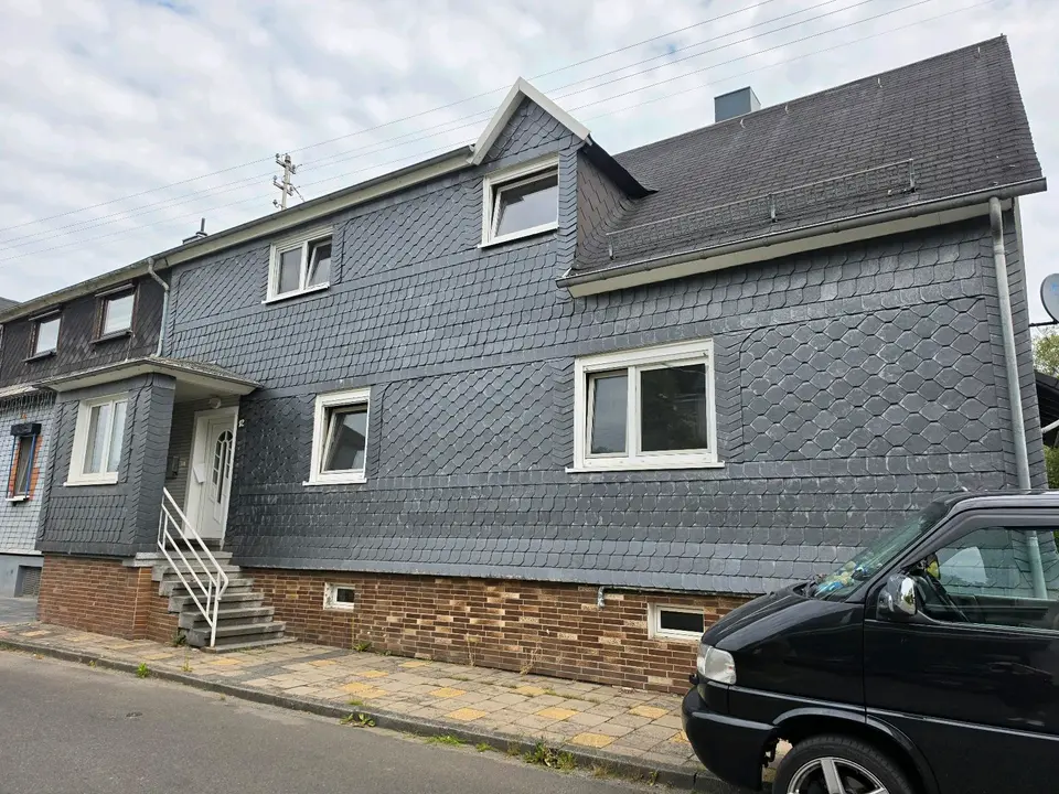 9 Zimmer Haus mit 158 m² in Siegen – Bild 2