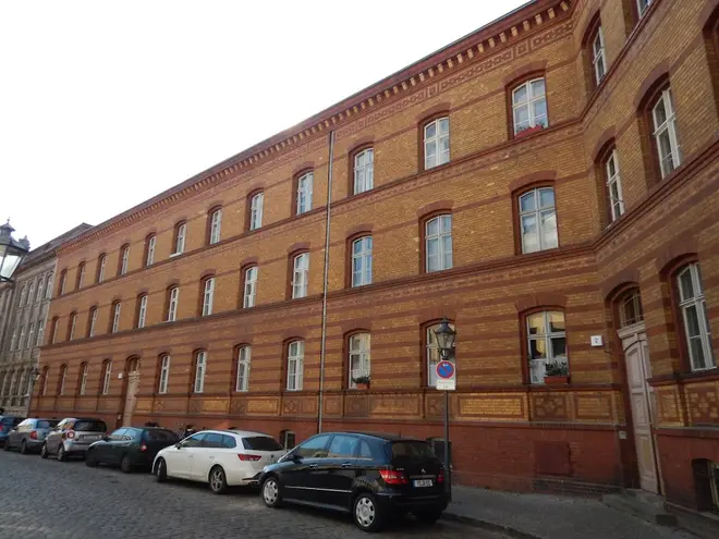 2 Zimmer Wohnung mit 70 m² in Potsdam – Bild 1