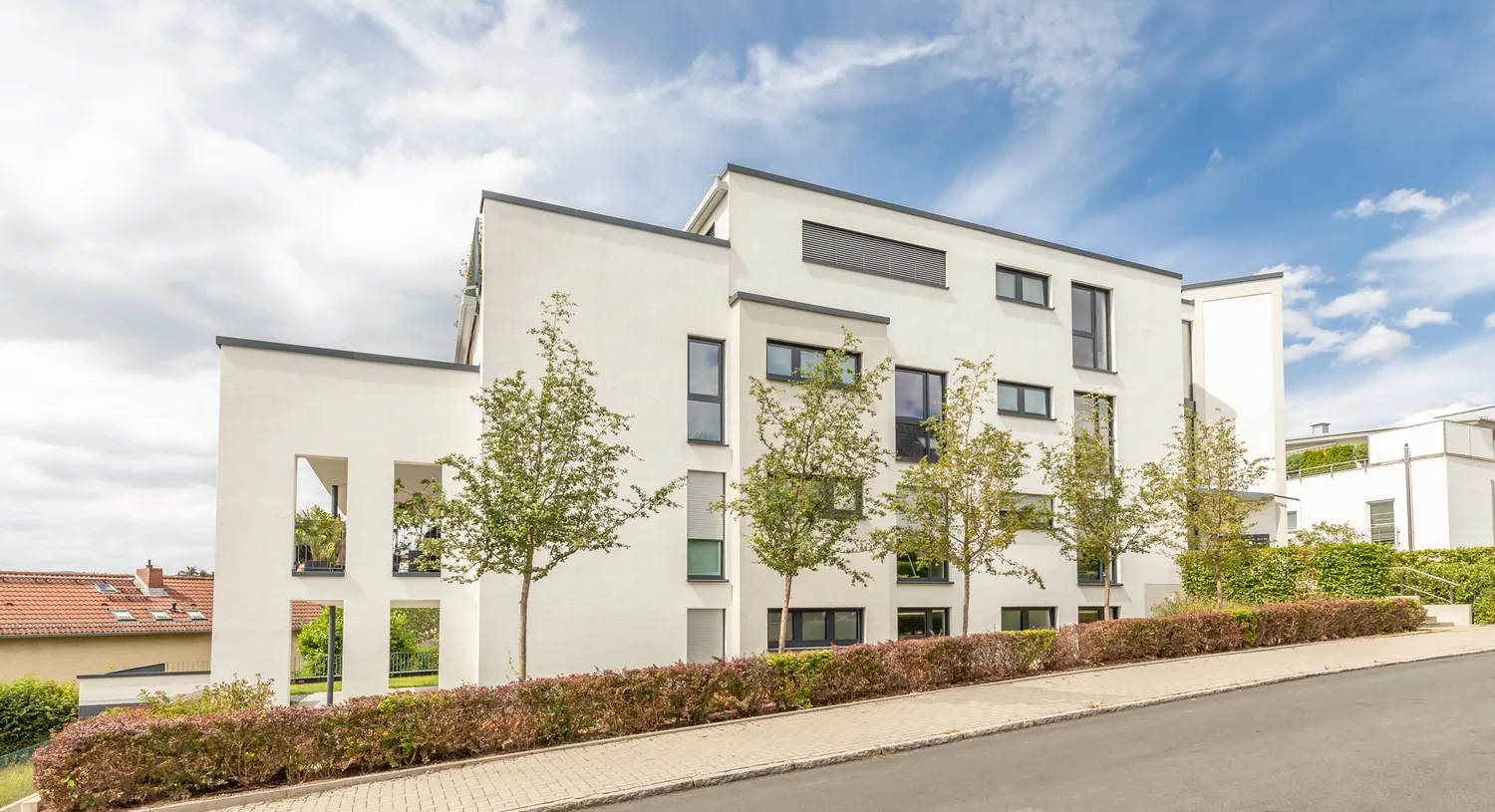 4 Zimmer Wohnung mit 146 m² in Wiesbaden – Bild 1