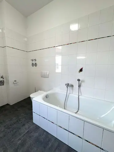 3 Zimmer Wohnung mit 96 m² in Magdeburg – Bild 5