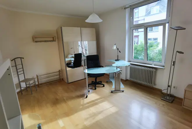 WG-Zimmer mit 20 m² in Frankfurt am Main – Bild 1