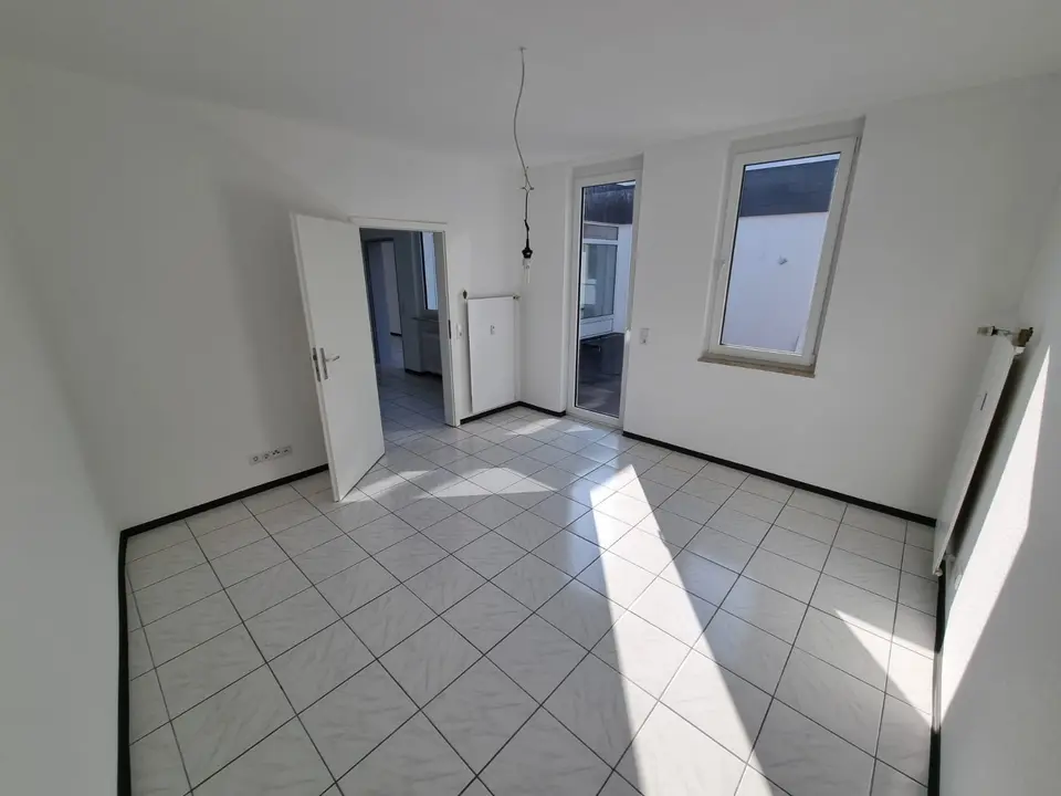 5 Zimmer Wohnung mit 151 m² in Michelstadt – Bild 6