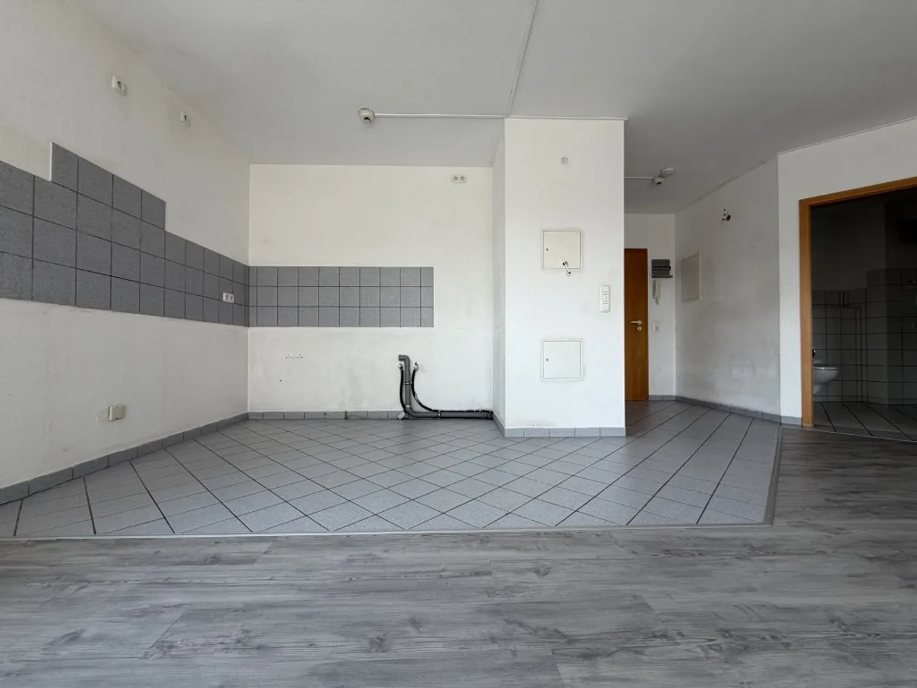 4 Zimmer Wohnung mit 107 m² in Erlangen – Bild 2