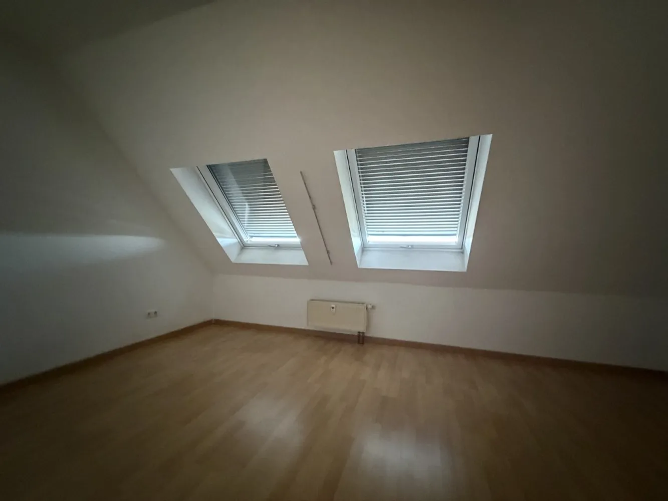 4 Zimmer Wohnung mit 107 m² in Erlangen – Bild 7