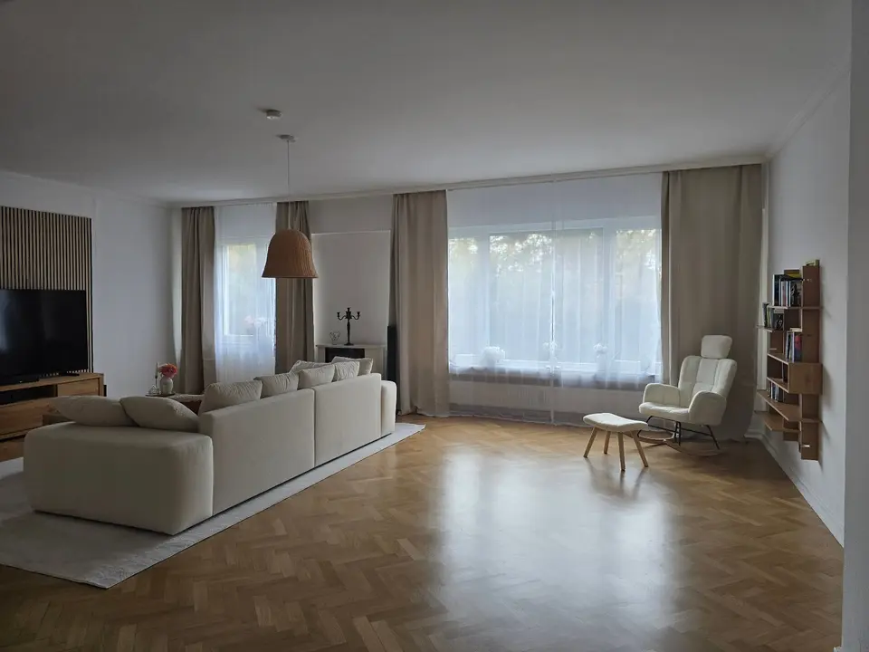 4 Zimmer Wohnung mit 135 m² in Helmstedt – Bild 1
