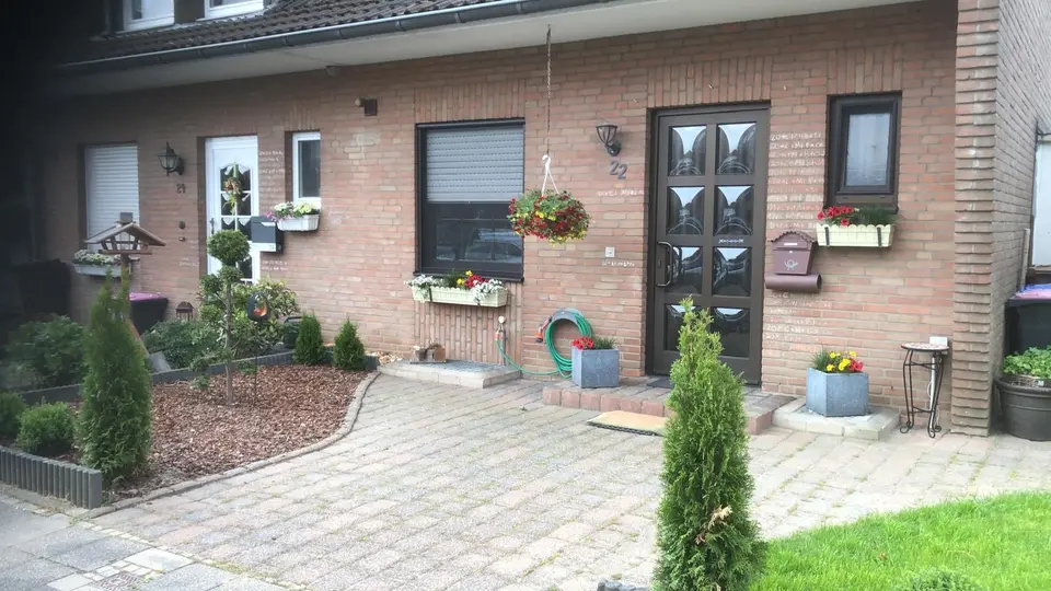 4 Zimmer Haus mit 140 m² in Neuss – Bild 2