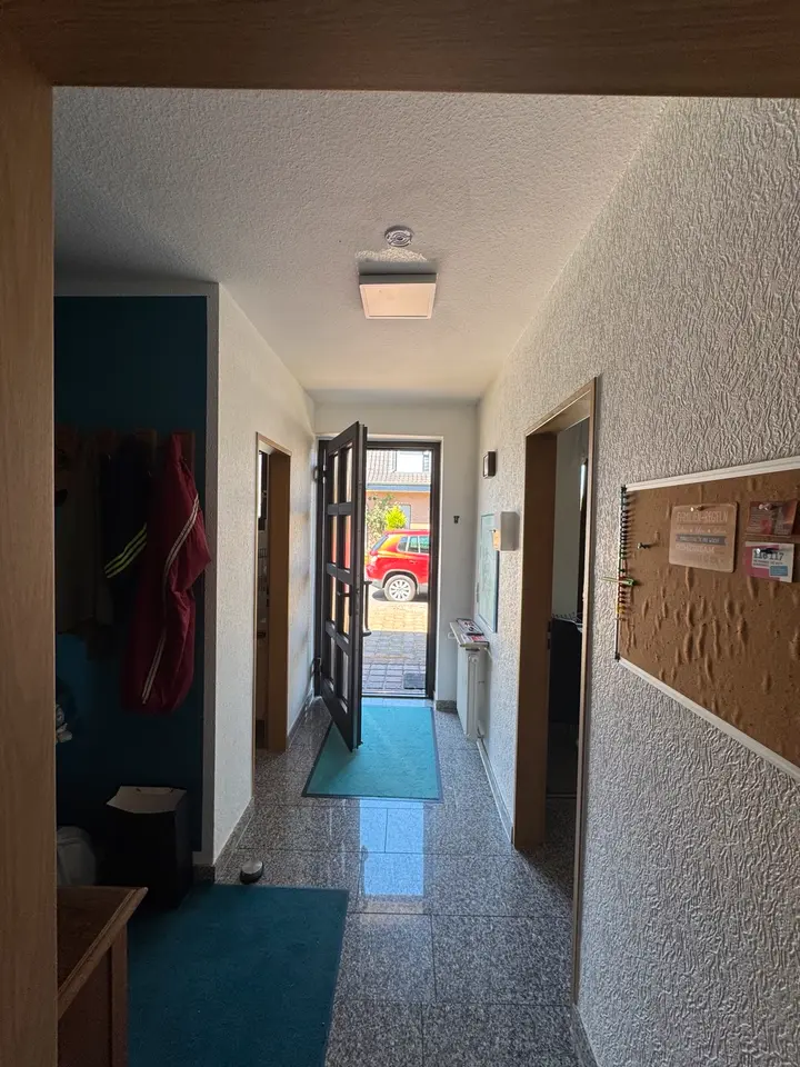 4 Zimmer Haus mit 140 m² in Neuss – Bild 3