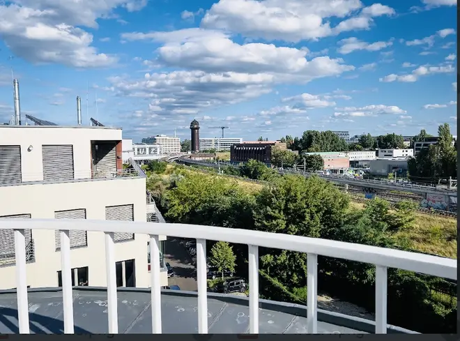 2 Zimmer Wohnung mit 80 m² in Berlin – Bild 11